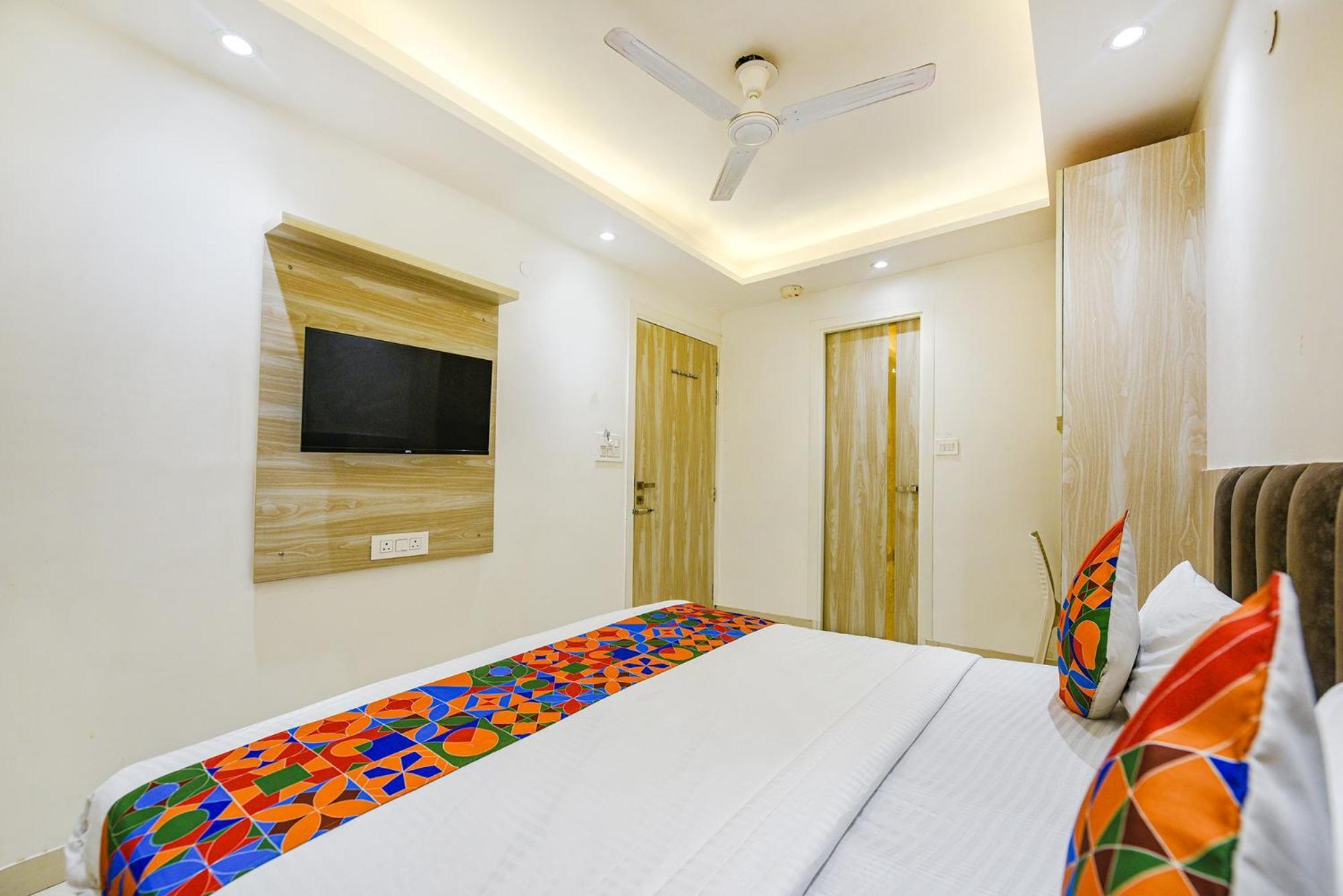 Fabhotel Luxury Inn Near Adarsh Nagar Metro دلهي المظهر الخارجي الصورة