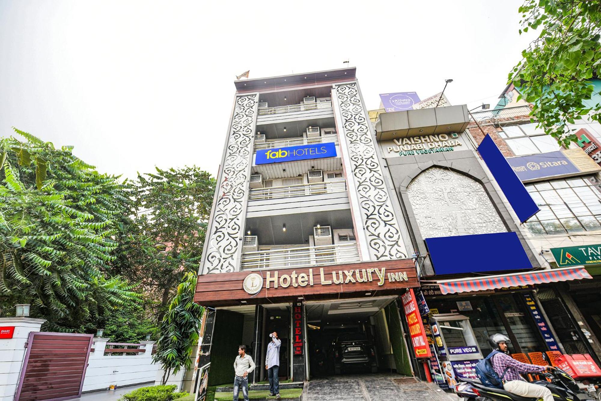 Fabhotel Luxury Inn Near Adarsh Nagar Metro دلهي المظهر الخارجي الصورة