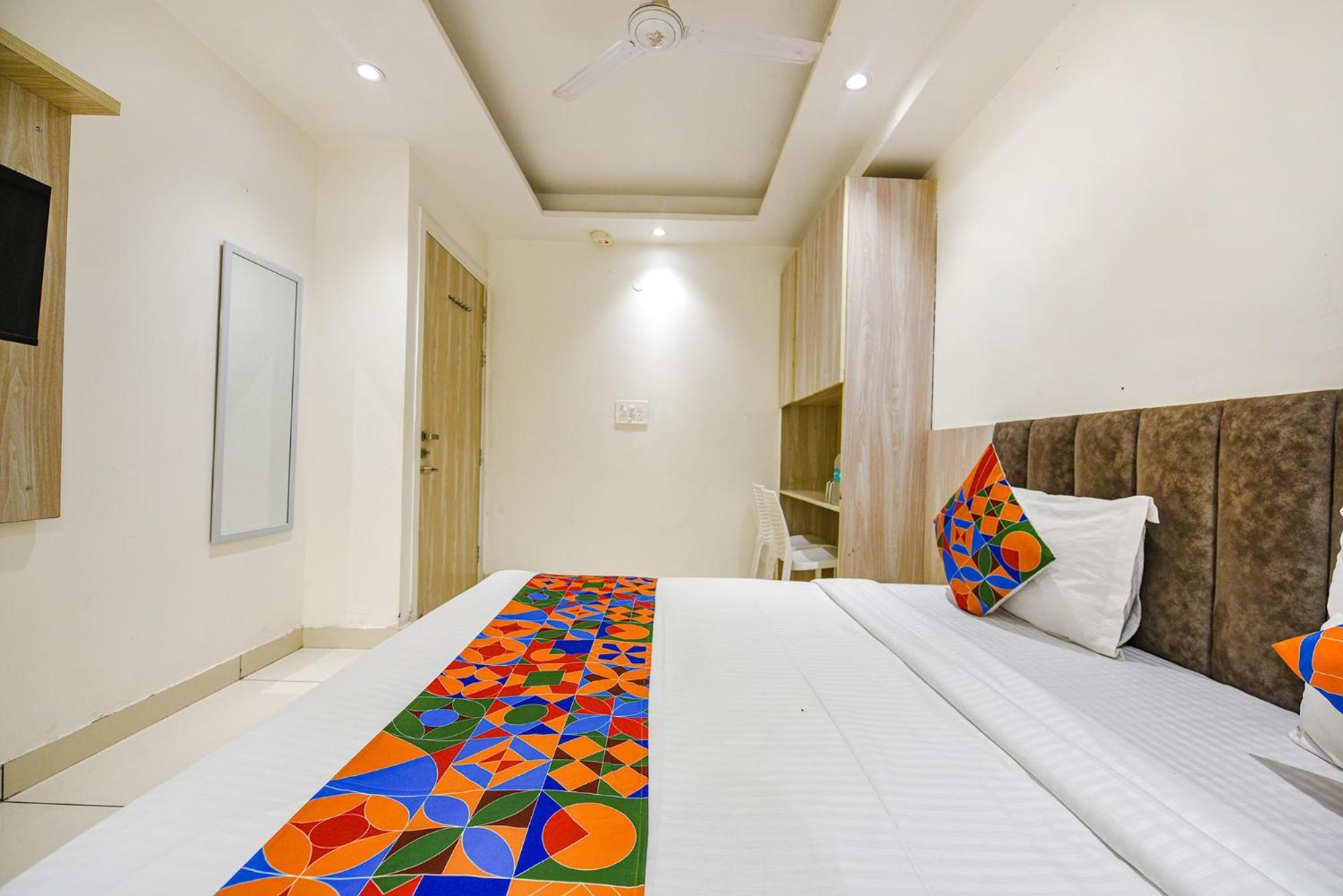 Fabhotel Luxury Inn Near Adarsh Nagar Metro دلهي المظهر الخارجي الصورة