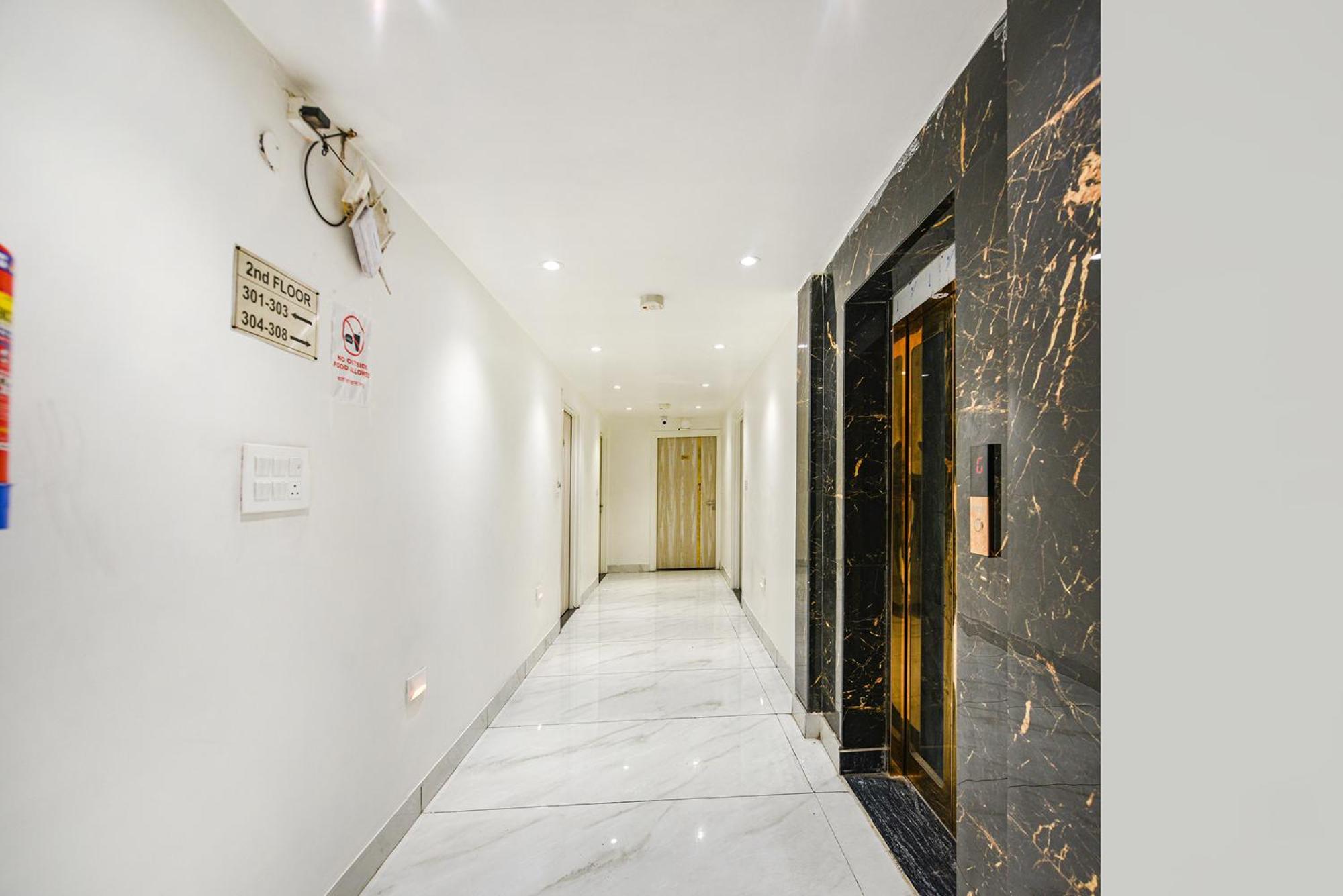 Fabhotel Luxury Inn Near Adarsh Nagar Metro دلهي المظهر الخارجي الصورة