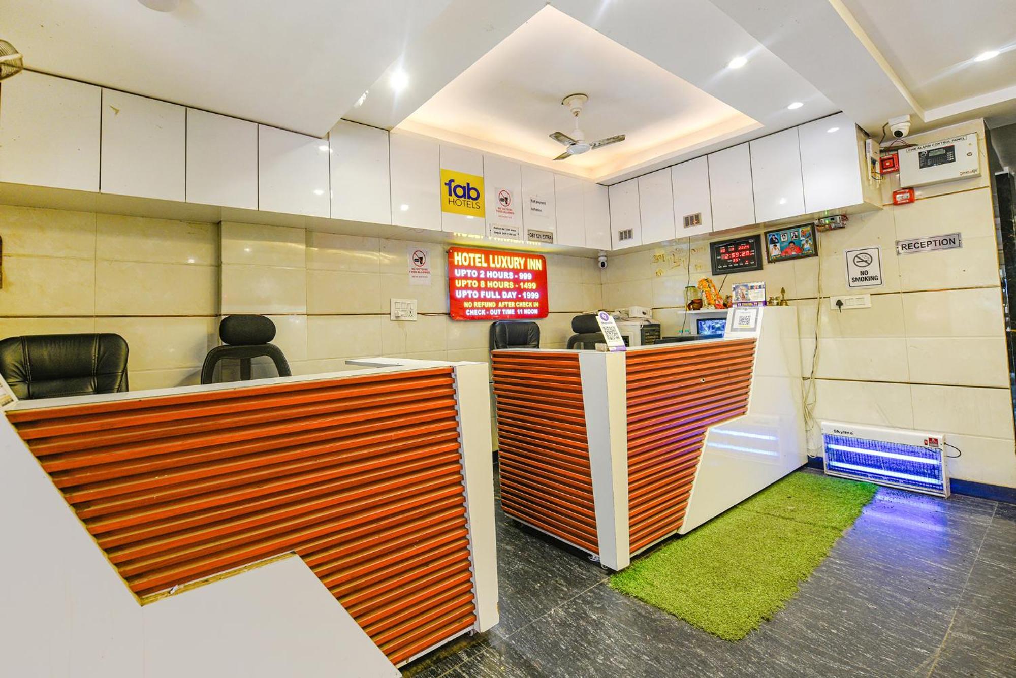 Fabhotel Luxury Inn Near Adarsh Nagar Metro دلهي المظهر الخارجي الصورة