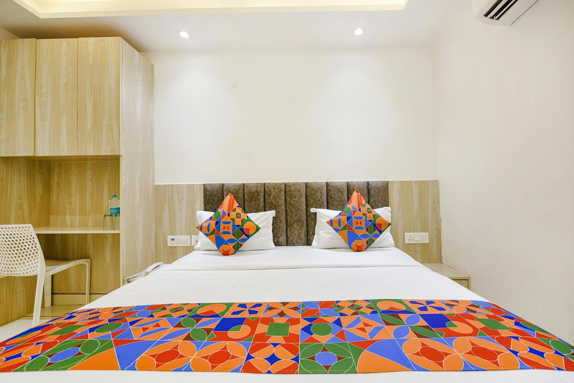 Fabhotel Luxury Inn Near Adarsh Nagar Metro دلهي المظهر الخارجي الصورة